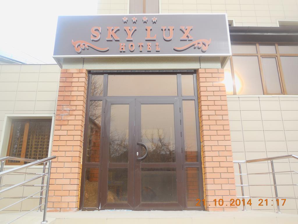 Sky Luxe Hotel Astana Exterior foto